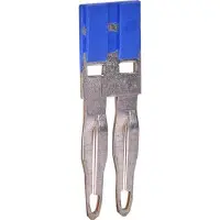Втычная 2P перемычка ETI 3903031 ESC-PTP4/02/B для ESC-CBC.4 c синей изоляцией Втычная 2P перемычка ETI 3903031 ESC-PTP4/02/B для ESC-CBC.4 c синей изоляцией