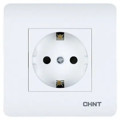 Розетка Chint NEW3 с заземлением белая (715389) Розетка Chint NEW3 с заземлением белая (715389)