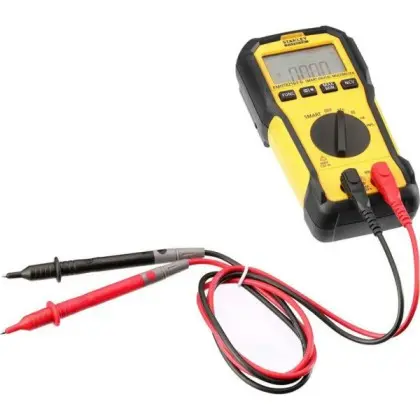 Цифровой мультиметр Stanley FMHT82563-0 600В/10А с двойным дисплеем категории САТ III