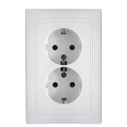 Двойная розетка Elcor Emily 9215 (211570) с заземлением (белый) Двойная розетка Elcor Emily 9215 (211570) с заземлением (белый)