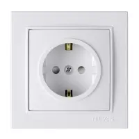 Розетка Nilson Thor белая 1-я с заземлением со шторкой ( 27111019 )