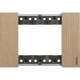 Рамка на 3 модулі Bticino Living Now KA4803LM (італійський стандарт) дуб