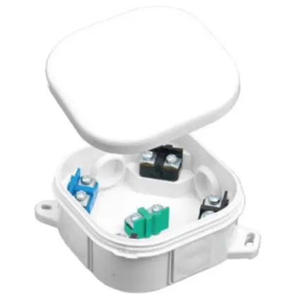 Клеммная коробка SEZ KUP-A 0020B 92x92x44 с клеммами IP54 Клеммная коробка SEZ KUP-A 0020B 92x92x44 с клеммами IP54