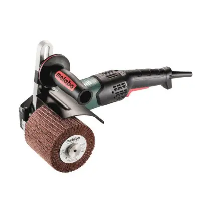 Щіточна полірувальна машина Metabo SE 17-200 RT (602259000) Щіточна полірувальна машина Metabo SE 17-200 RT (602259000)