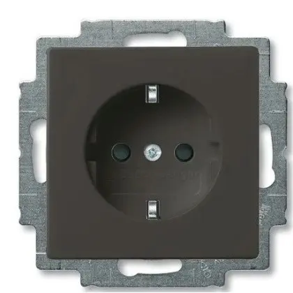 Розетка ABB Basic 55 2CKA002011A6142 20 EUC-95-507 із заземленням (чорний шато) Розетка ABB Basic 55 2CKA002011A6142 20 EUC-95-507 із заземленням (чорний шато)