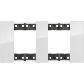 Рамка немецкого стандарта на 2 поста (2+2 модуля) Bticino Living Now KA4802M2DW лед