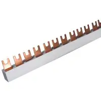 Шина питания ETI 2921024 IZ 12/3F/54 3р (1m) Шина питания ETI 2921024 IZ 12/3F/54 3р (1m)