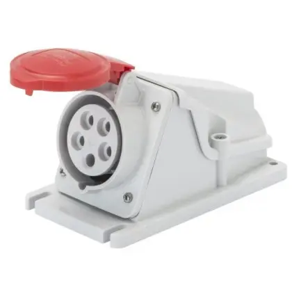 Стационарный разъем 90° GEWISS IP44 3P+N+T 32A 400В (GW62493) Стационарный разъем 90° GEWISS IP44 3P+N+T 32A 400В (GW62493)