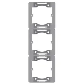 Адаптер Hager WL5832 Lumina-Intense 3Х з/в (сріблястий)