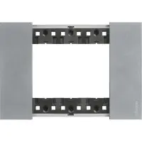 Рамка на 3 модулі Bticino Living Now KA4803NW (італійський стандарт) місяць