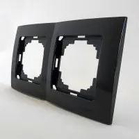 Рамка Nilson Touran чорна 2-на ( 24220092 )