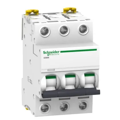 Автоматичний вимикач Schneider Electric iC60N A9F74303 3P 3A C