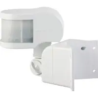 Инфракрасный датчик движения E.Next e.sensor.pir.13.white 270° IP44 белый (s061018)