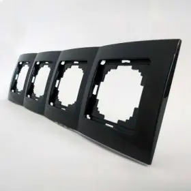 Рамка Nilson Touran чорна 4-на ( 24220094 )