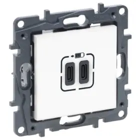USB розетка Legrand Niloe Step С+C 15Вт 5В біла (863139)