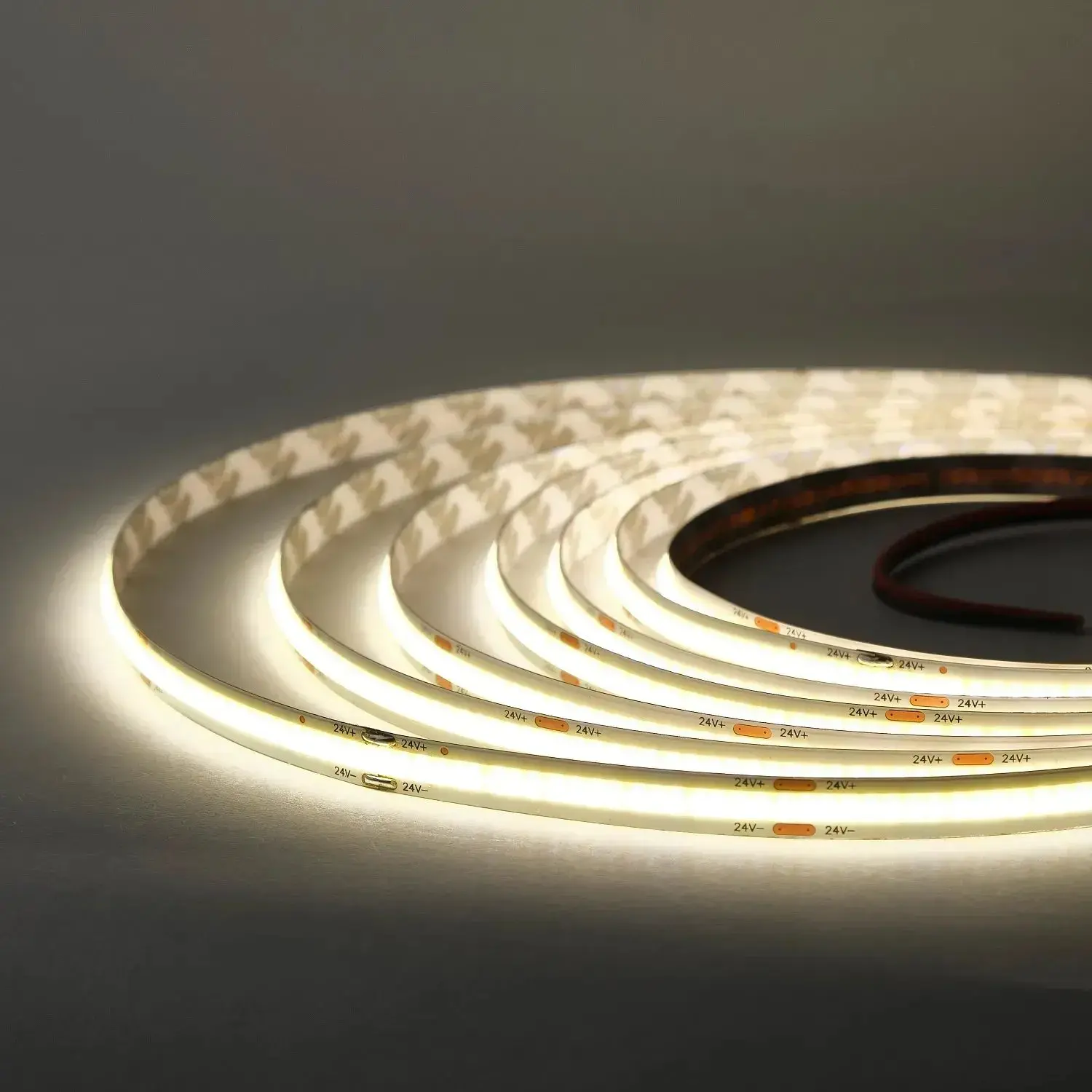 LED стрічка COLORS COB-24V-IP20 10W 1210Lm 3000K 5м (DF8-24V-8mm-V1-WW) - фото №1 LED стрічка COLORS COB-24V-IP20 10W 1210Lm 3000K 5м (DF8-24V-8mm-V1-WW) - фото №1