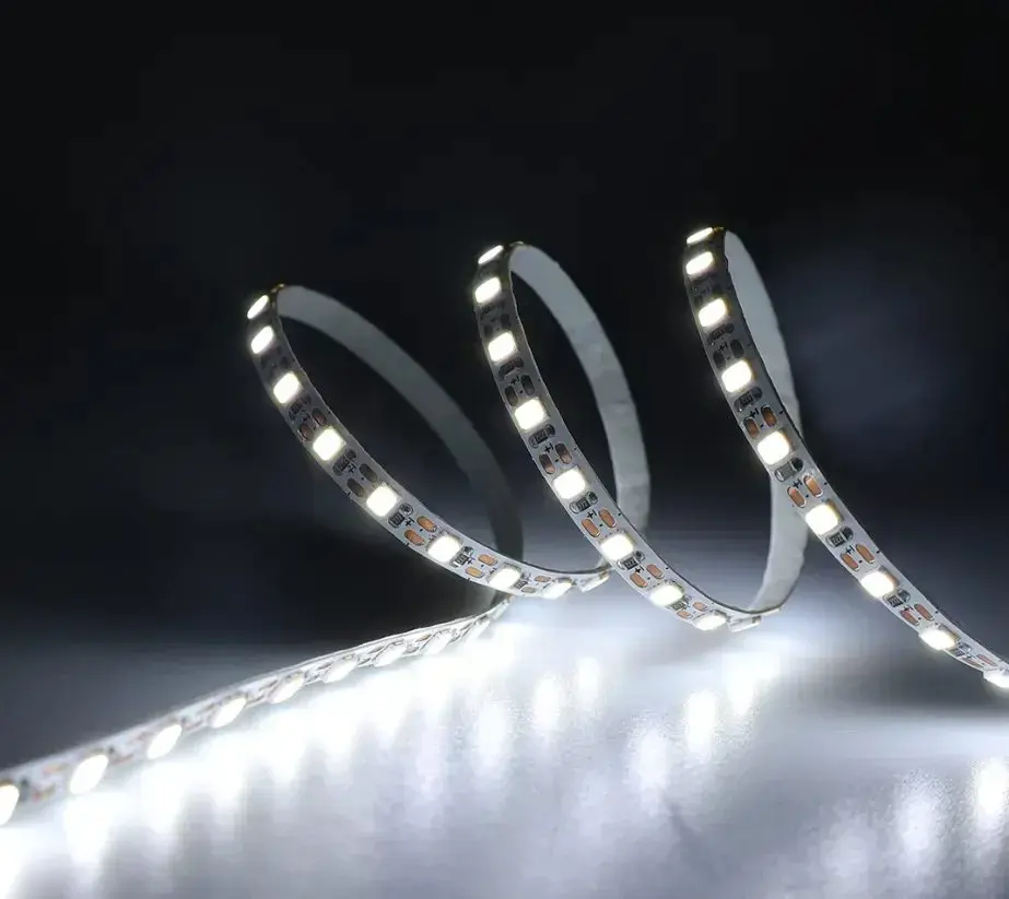 LED стрічка RISHANG 120-2835-24V-IP20 8W 700Lm 3000K 5м (RL05C0TC-L-S-WW) - фото №2