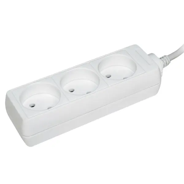 Удлинитель UEC STANDART П3 3 места 2Р/5 метров 2х0.75мм2 10А/250В