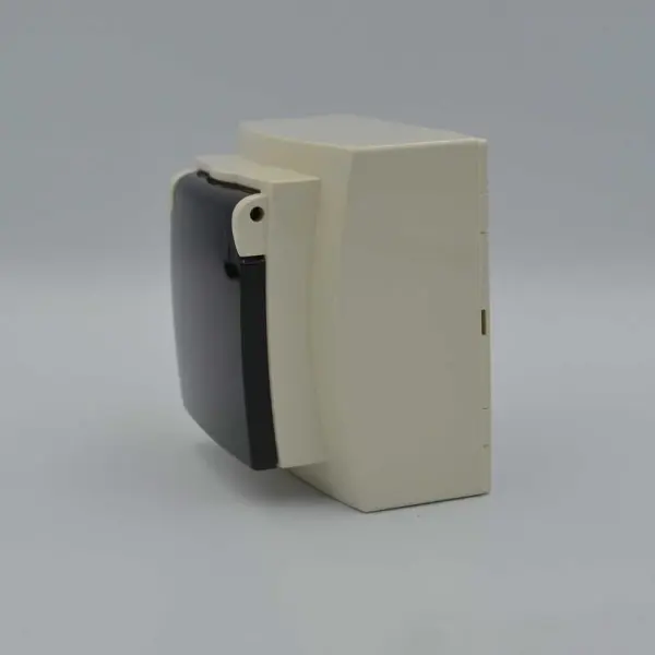 Розетка Nilson Themis кремова 1-на з заземленням з кришкою ( 26121018 ) - фото №2