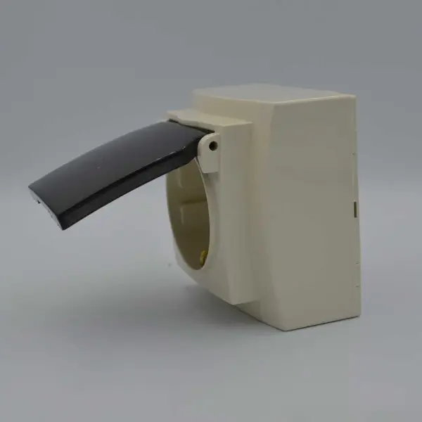 Розетка Nilson Themis кремова 1-на з заземленням з кришкою ( 26121018 ) - фото №3