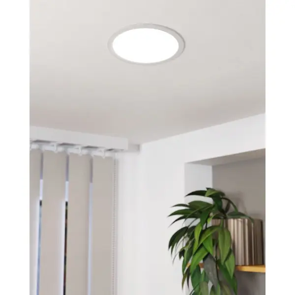 Точечный светильник Eglo 99151 Fueva LED 1x16.5W 4000K 2100Lm IP20 белый - фото №1 Точечный светильник Eglo 99151 Fueva LED 1x16.5W 4000K 2100Lm IP20 белый - фото №1