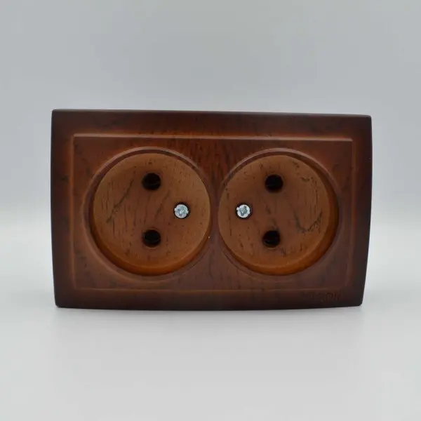 Розетка Nilson Themis горіх 2-на без заземлення ( 26271024 ) - фото №1