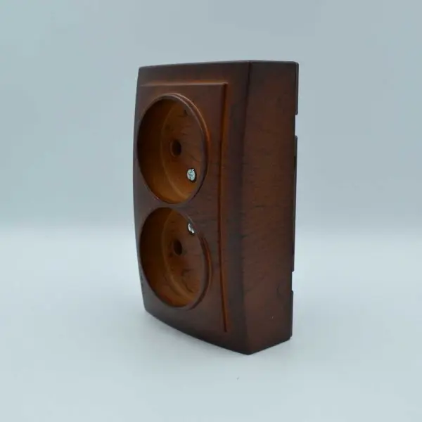 Розетка Nilson Themis горіх 2-на без заземлення ( 26271024 ) - фото №4