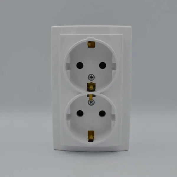 Розетка Nilson Themis біла 2-на з заземленням ( 26111025 ) - фото №3