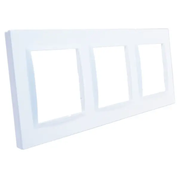 Рамка потрійна горизонтальна Simon 10 біла - фото №1