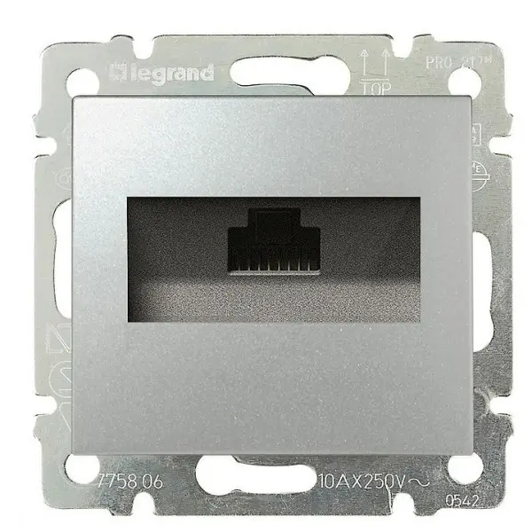 Механизм розетки компьютерной RJ-45 UTP Cat.5e Valena алюминий