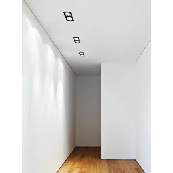 Точечный светильник Azzardo AZ0772 SIRO(GM2200_bk_alu) - фото №1 Точечный светильник Azzardo AZ0772 SIRO(GM2200_bk_alu) - фото №1