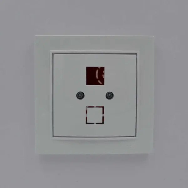 Розетка Nilson Thor біла комп'ютерна без модуля ( 27111042 ) - фото №1