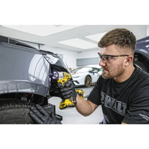 Безщітковий акумуляторний шуруповерт DeWALT DCF801N 12В - фото №2