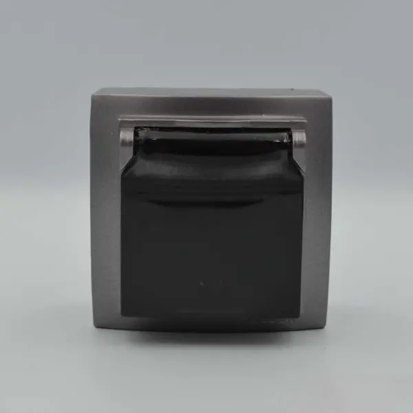 Розетка Nilson Themis антрацит 1-на з заземленням з кришкою ( 26161018 ) - фото №1