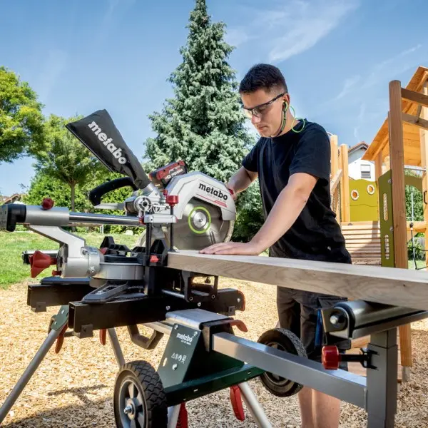 Акумуляторна торцювальна пила Metabo KGS 18 LTX BL 305 (614305810) - фото №3