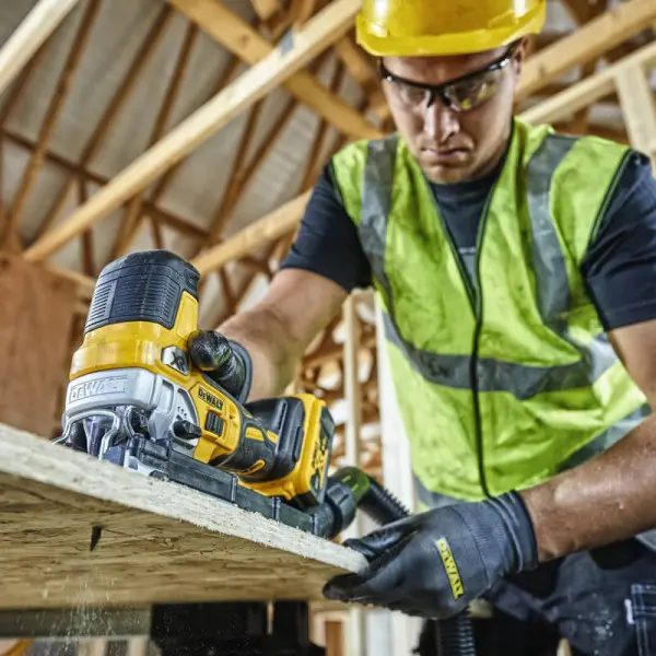 Бесщеточный аккумуляторный электролобзик DeWALT DCS335NT 18В - фото №5 Бесщеточный аккумуляторный электролобзик DeWALT DCS335NT 18В - фото №5