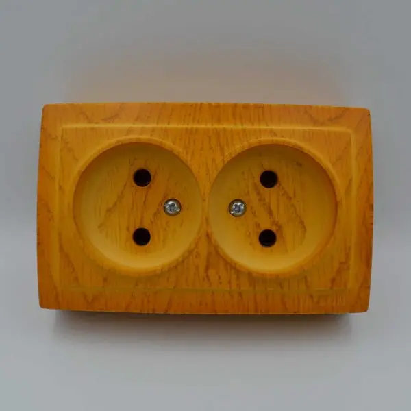 Розетка Nilson Themis дуб 2-на без заземлення ( 26251024 ) - фото №1