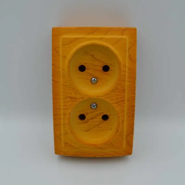 Розетка Nilson Themis дуб 2-на без заземлення ( 26251024 ) - фото №3