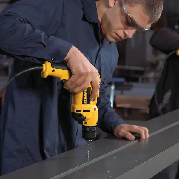 Кобальтовое сверло по металлу DeWALT DT4963 Extreme Industrial cobalt HSS-CO 8,5х117/72мм - фото №3 Кобальтовое сверло по металлу DeWALT DT4963 Extreme Industrial cobalt HSS-CO 8,5х117/72мм - фото №3