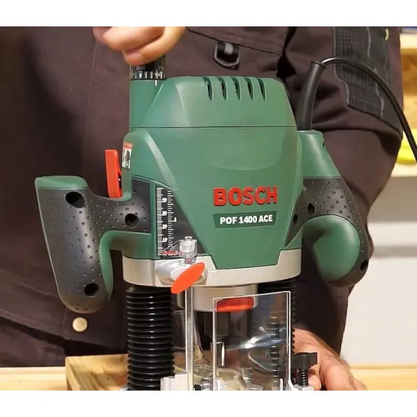 Фрезер Bosch POF 1400 ACE - фото №3 Фрезер Bosch POF 1400 ACE - фото №3