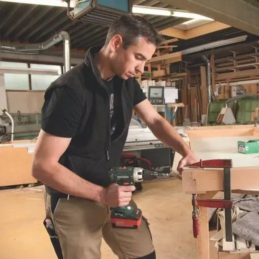 Аккумуляторная дрель-шуруповерт Metabo BS 18 LT 2x4Ач Li-Power 60Нм (602102500) - фото №2
