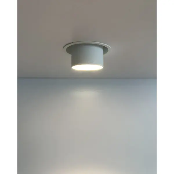 Точковий світильник Nowodvorski 10795 Mono Slide GU10 1x10W IP20 білий - фото №1 Точковий світильник Nowodvorski 10795 Mono Slide GU10 1x10W IP20 білий - фото №1