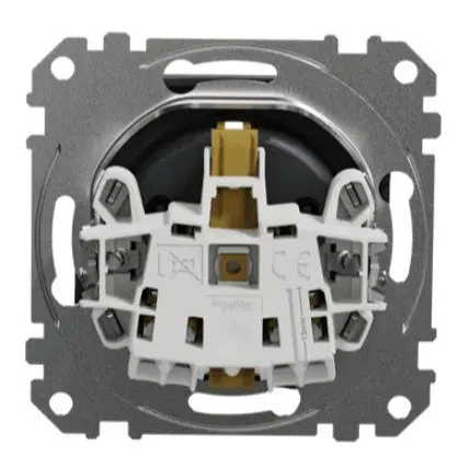 Розетка Schneider Electric Sedna Design & Elements з заземленням та шторками чорна SDD114022 - фото №3 Розетка Schneider Electric Sedna Design & Elements з заземленням та шторками чорна SDD114022 - фото №3