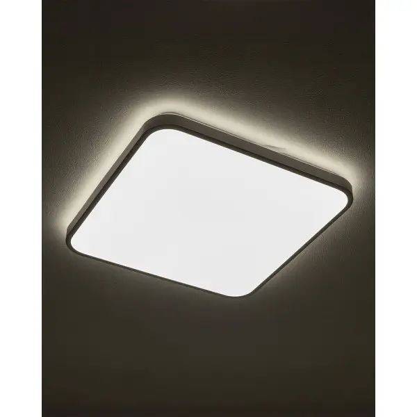 Світильник стельовий Nowodvorski 10991 Agnes Square LED Pro 1x32W 3000K 2900Lm IP44 білий - фото №1 Світильник стельовий Nowodvorski 10991 Agnes Square LED Pro 1x32W 3000K 2900Lm IP44 білий - фото №1