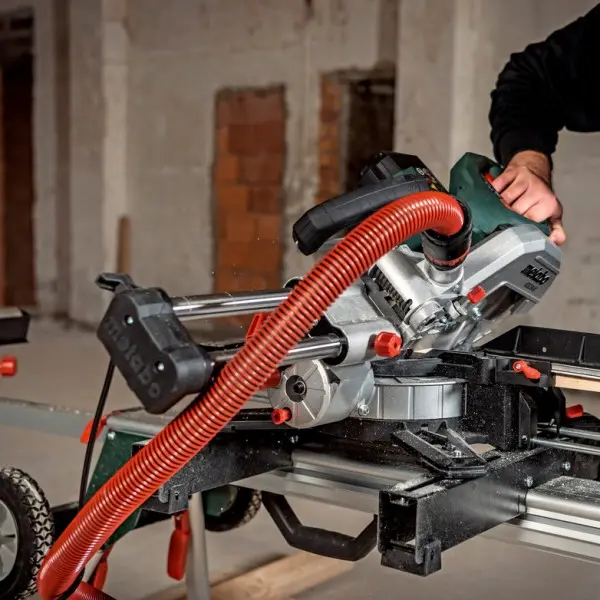 Акумуляторна торцювальна пила Metabo KGS 18 LTX BL 305 (614305850) - фото №8