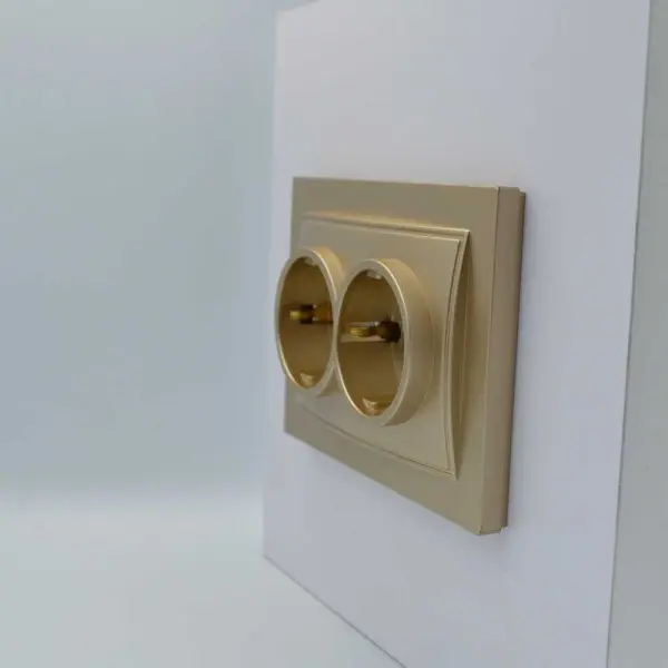 Розетка Nilson Thor золото 2-на з заземленням ( 27151025 ) - фото №2
