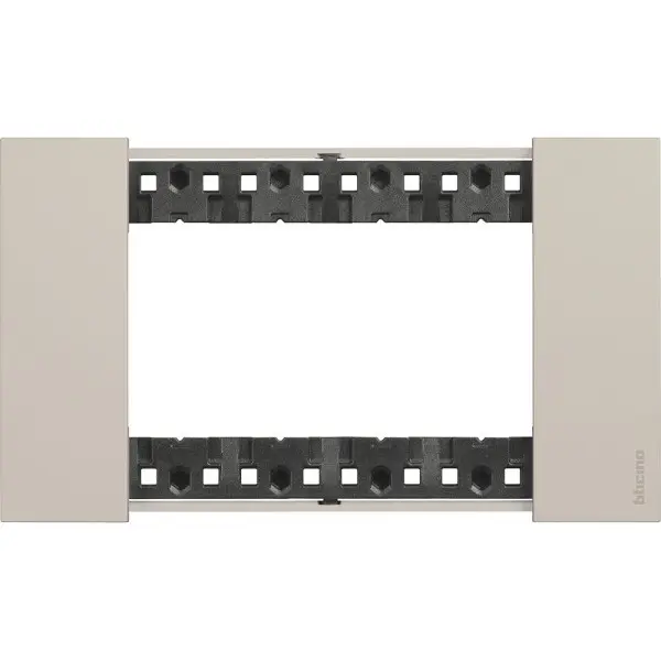 Рамка на 4 модулі Bticino Living Now KA4804KM (італійський стандарт) пісочна