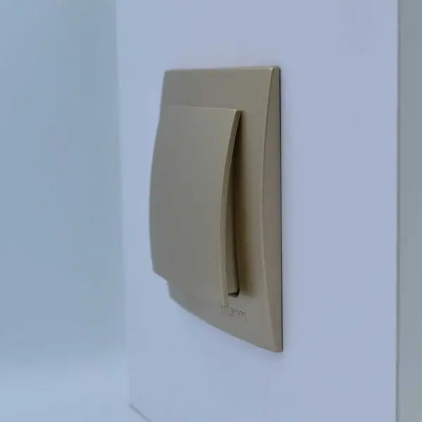 Выключатель Nilson Touran золото 1кл ( 24151001 ) - фото №2