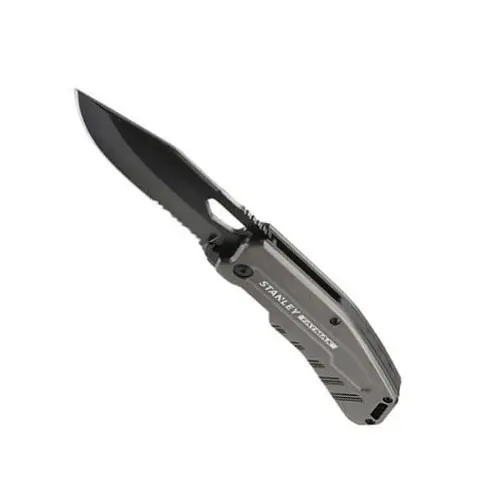 Складной нож Stanley FatMax (форма заточки лезвия - полусеррейтор) Складной нож Stanley FatMax (форма заточки лезвия - полусеррейтор)