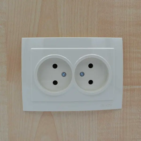 Розетка Nilson Touran кремовая 2-я без заземление ( 24121024 ) - фото №3